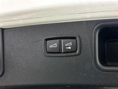 Used 2017 Porsche Macan GTS AWD/4WD image 22