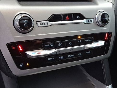 Certified 2022 Ford Explorer Timberline image 16