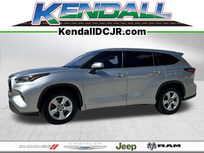 Used 2021 Toyota Highlander LE