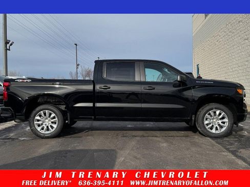 New 2025 Chevrolet Silverado 1500 Custom image 1