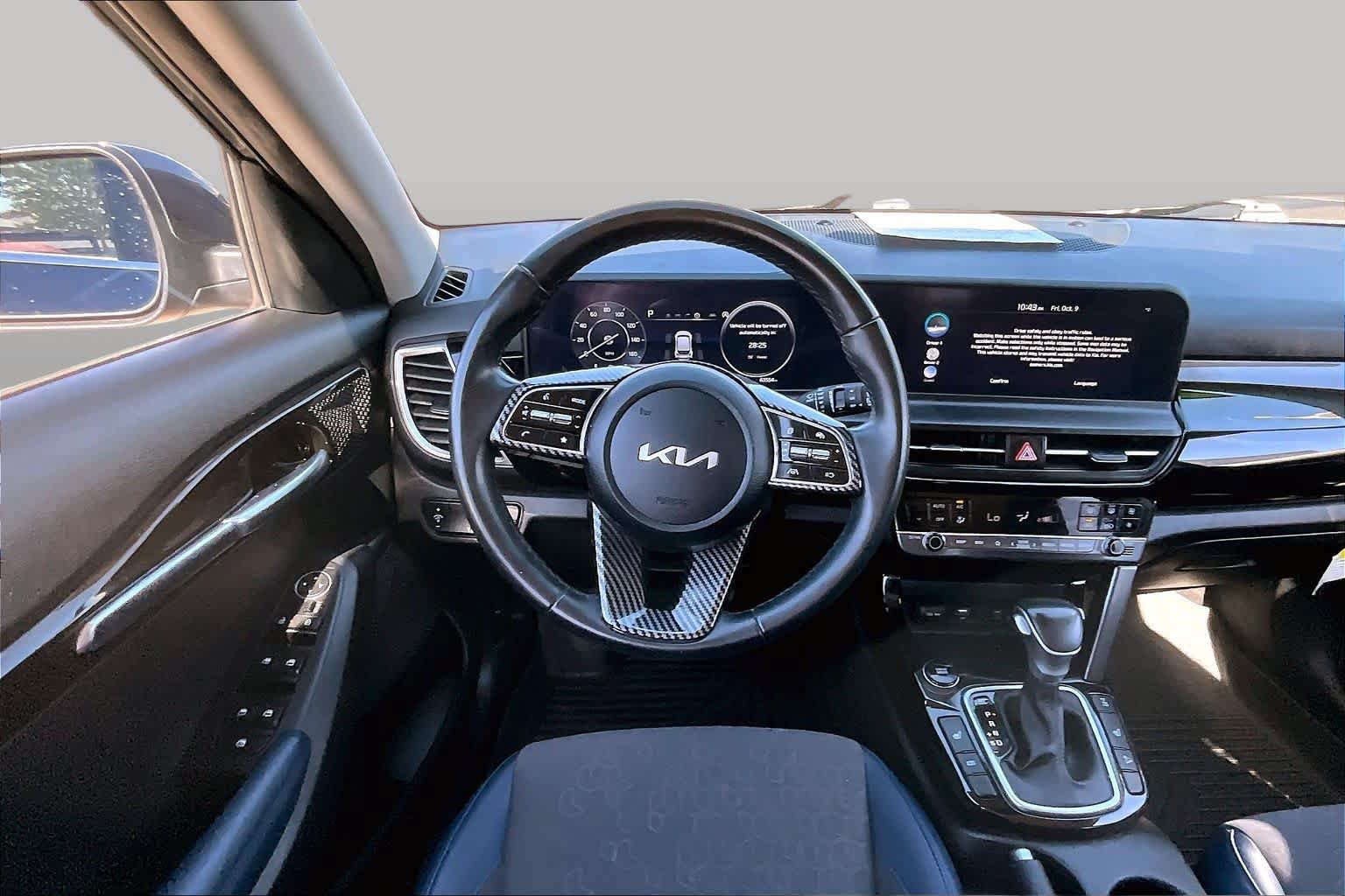 Used 2024 Kia Seltos S AWD/4WD image 6