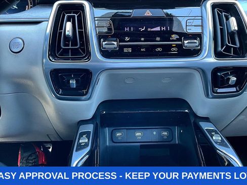 Used 2023 Kia Sorento SX Prestige AWD/4WD image 19