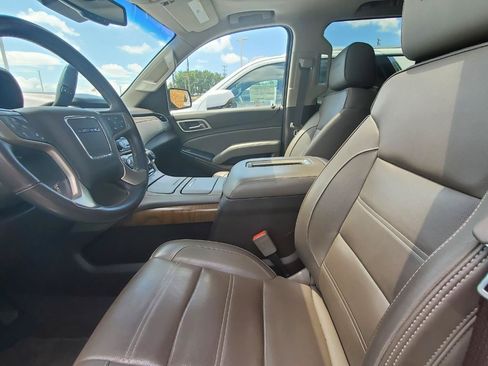 Used 2020 GMC Yukon Denali AWD/4WD image 3