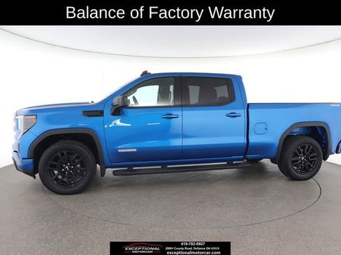 Used 2023 GMC Sierra 1500 Elevation w/ LPO, Elevation Black Package AWD/4WD image 6