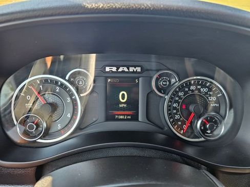 Used 2024 RAM 2500 Big Horn w/ Off Road Package image 15