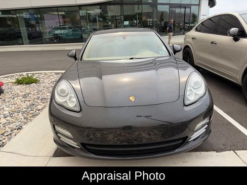 Used 2011 Porsche Panamera 4 AWD/4WD image 2
