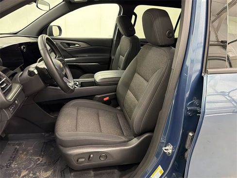 Certified 2025 Chevrolet Traverse LT image 22