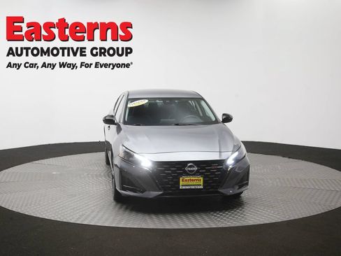 Used 2023 Nissan Altima 2.5 SR AWD/4WD image 51