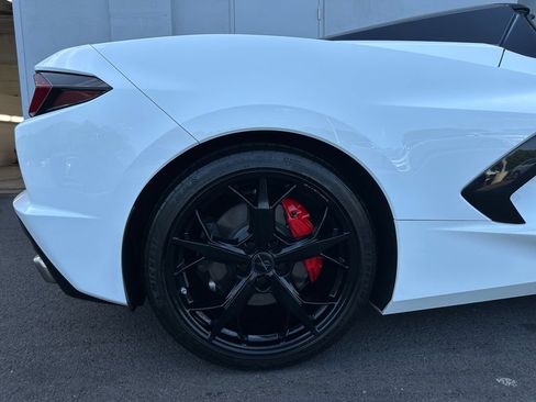 Used 2021 Chevrolet Corvette Stingray Preferred Conv w/ Battery Protection Package RWD image 12