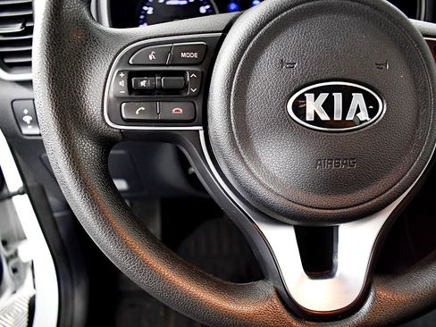 Used 2019 Kia Sportage LX image 20