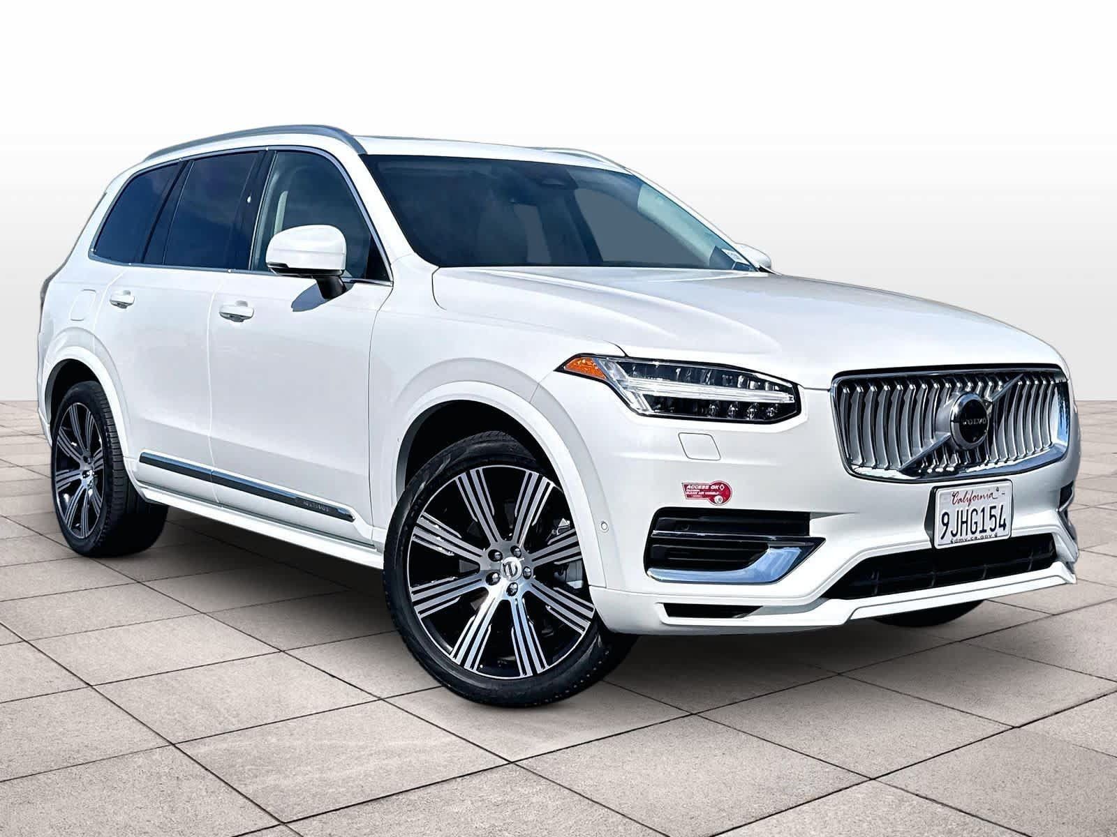 Used 2024 Volvo XC90 T8 Ultimate w/ Lounge Package AWD/4WD image 2