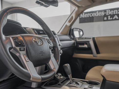 Used 2021 Toyota 4Runner SR5 Premium w/ Moonroof Package image 7