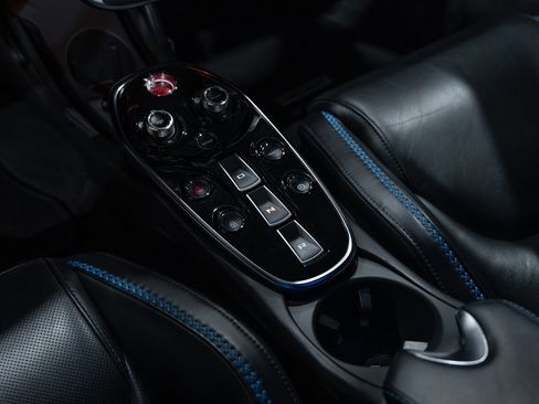 Used 2021 McLaren GT image 48