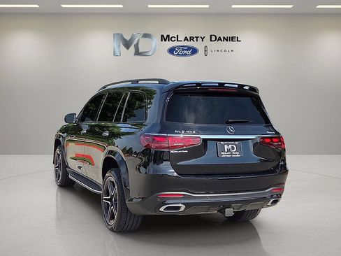 Used 2024 Mercedes-Benz GLS 450 4MATIC image 4