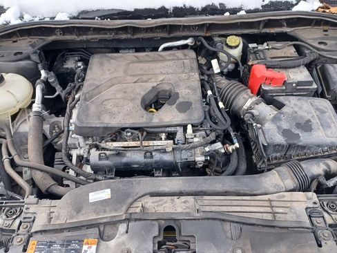 Used 2020 Ford Escape SEL image 9