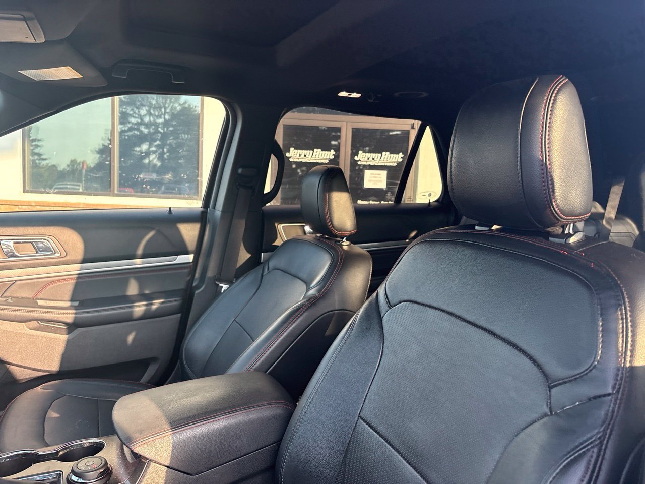 Used 2019 Ford Explorer Sport w/ Equipment Group 401A AWD/4WD image 3