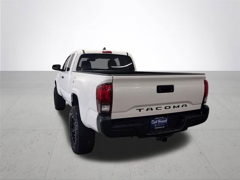 Used 2022 Toyota Tacoma SR RWD image 11