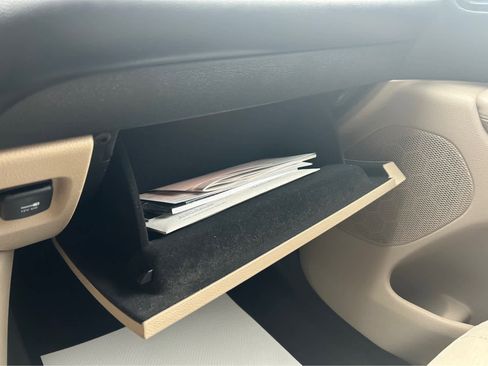 Used 2021 Dodge Durango SXT image 31