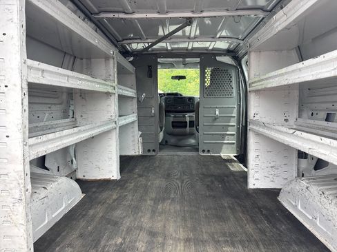 Used 2011 Ford E-250 and Econoline 250 w/ PWR Group RWD image 8