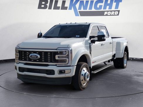 Used 2025 Ford F450 Platinum w/ Platinum Plus Package image 1