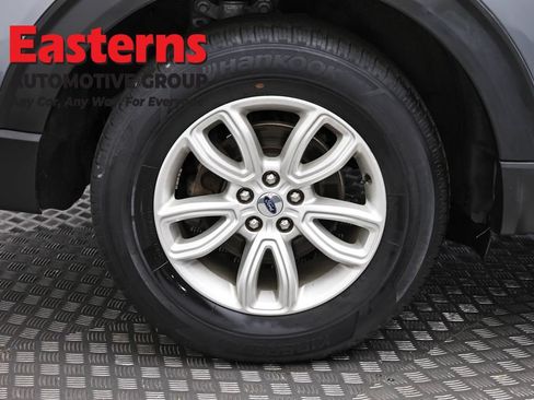 Used 2021 Ford Explorer 4WD image 30