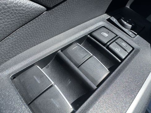 Certified 2025 Toyota RAV4 XLE w/ Convenience Package AWD/4WD image 19