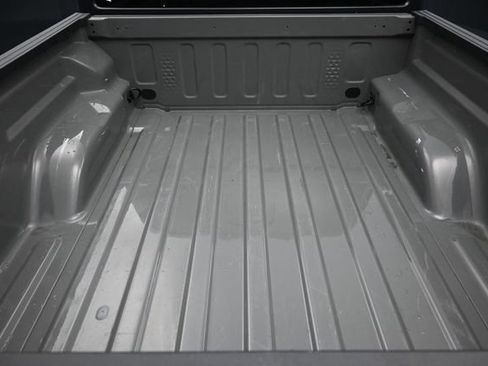 Used 2021 Jeep Gladiator Sport AWD/4WD image 15