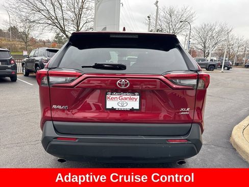 Used 2023 Toyota RAV4 XLE image 5