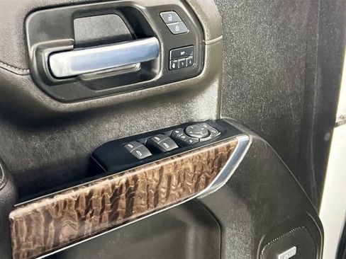 Used 2023 GMC Sierra 2500 Denali w/ Denali Ultimate Package image 12