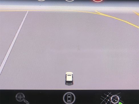 Used 2015 GMC Yukon XL Denali image 23