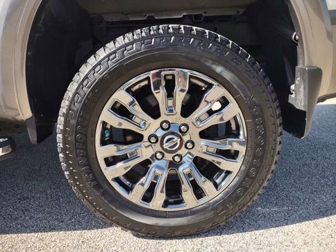Used 2019 Nissan Titan Platinum Reserve w/ Platinum Utility Package AWD/4WD image 30