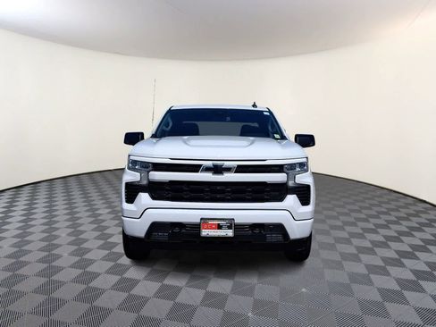 Used 2022 Chevrolet Silverado 1500 RST w/ Z71 Off-Road Package AWD/4WD image 3