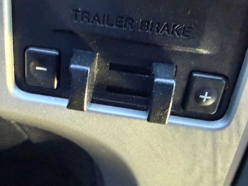 Used 2014 Ford F150 FX4 w/ Equipment Group 402A Luxury image 23