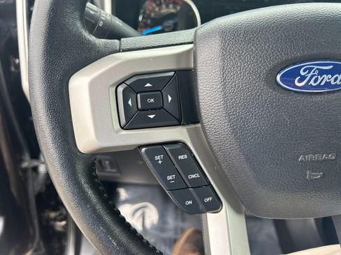 Used 2019 Ford F150 Lariat w/ Equipment Group 502A Luxury image 13