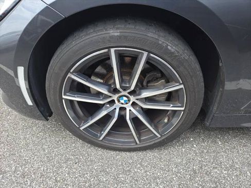Used 2020 BMW 330i Sedan RWD image 3