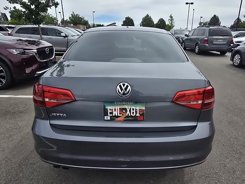 Used 2015 Volkswagen Jetta S FWD image 4