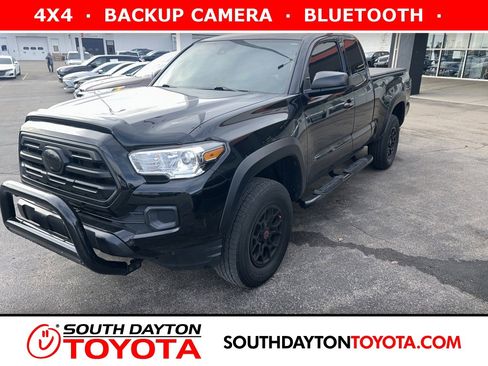 Used 2019 Toyota Tacoma SR image 1