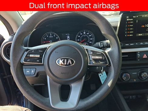 Used 2020 Kia Forte LXS FWD image 18