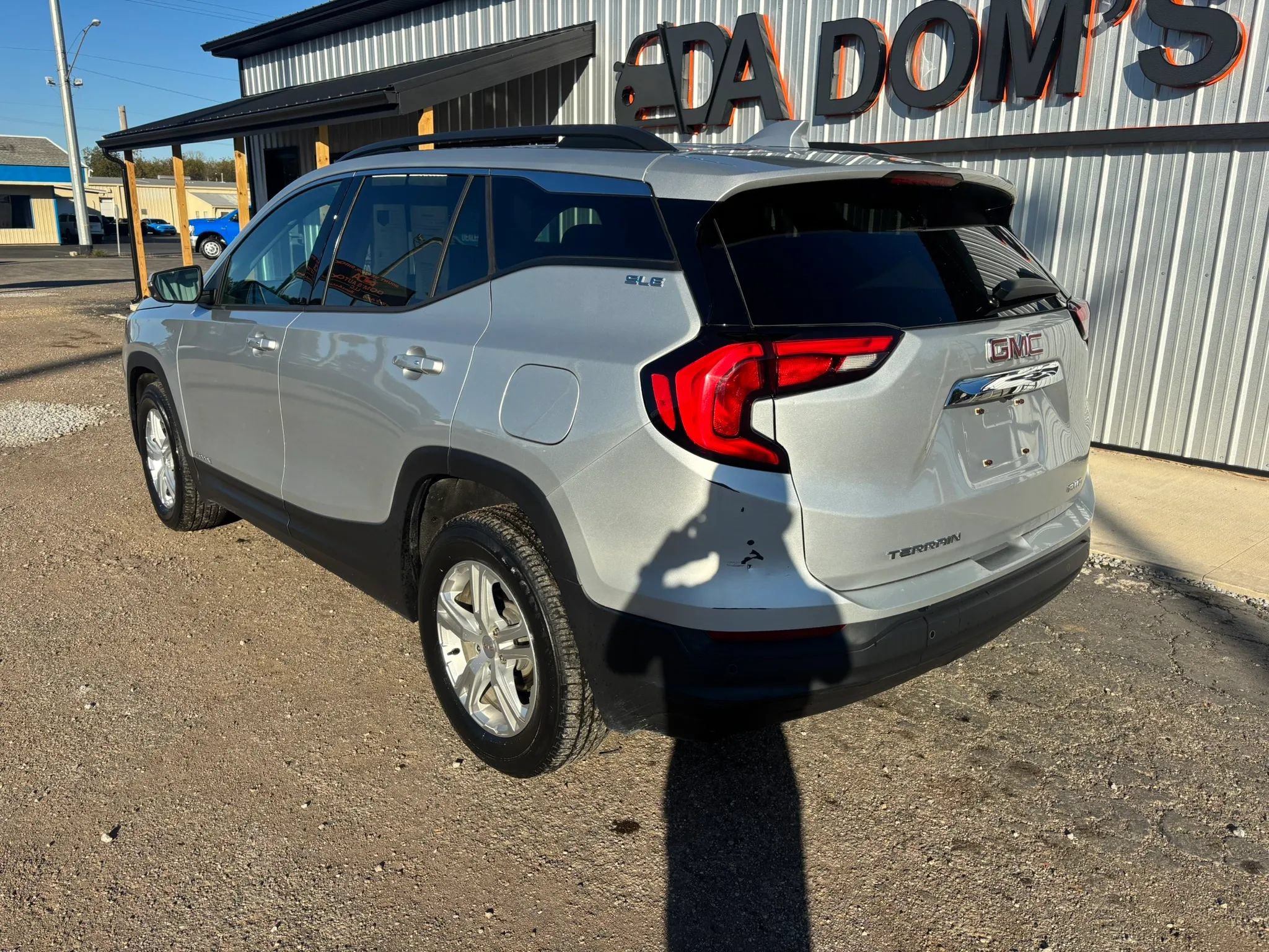 Used 2019 GMC Terrain SLE w/ Driver Convenience Package AWD/4WD image 4