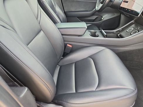Used 2018 Tesla Model 3 image 19