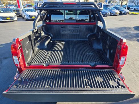 Used 2018 Nissan Frontier SV image 27