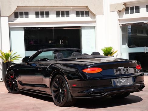 Used 2023 Bentley Continental GT Speed image 3