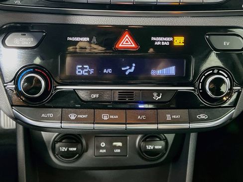 Used 2019 Hyundai Ioniq Electric FWD image 15