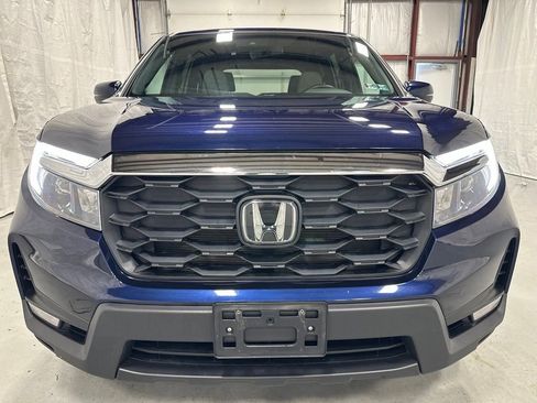 Used 2023 Honda Passport EX-L image 2