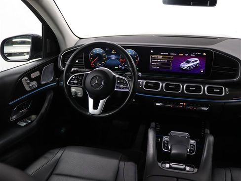 Used 2020 Mercedes-Benz GLS 450 4MATIC image 39