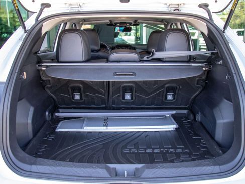 Used 2024 Subaru Crosstrek 2.5i Limited w/ Crosstrek Mirror Package image 25