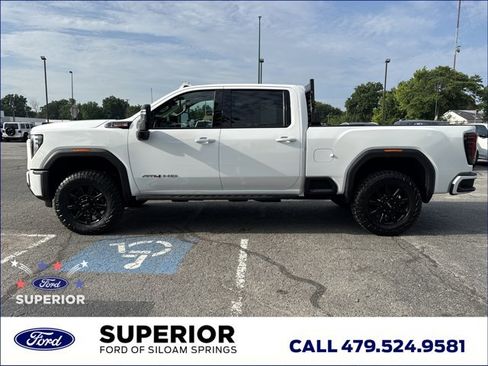 Used 2024 GMC Sierra 2500 AT4 w/ AT4 Premium Plus Package AWD/4WD image 13
