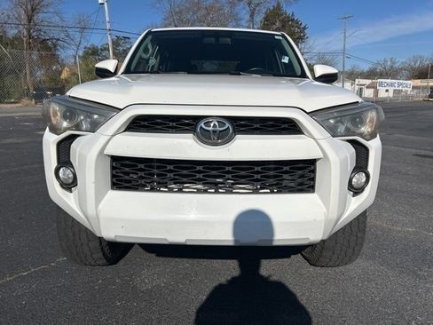Used 2017 Toyota 4Runner SR5 image 7