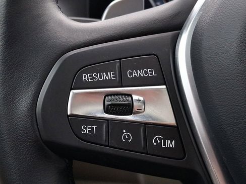 Certified 2023 BMW 330i xDrive Sedan w/ Convenience Package image 17