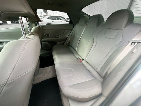 Used 2024 Hyundai Elantra SE image 26